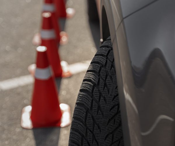 traffic-cones-car-driving-license-test (2)